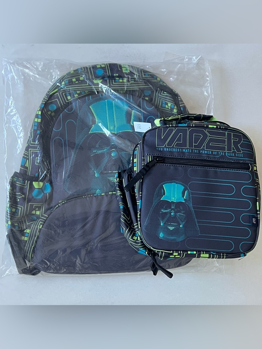 Gap āStar Warsā Darth Vader Backpack, Color Black, New With Tag - Picture 5 of 6